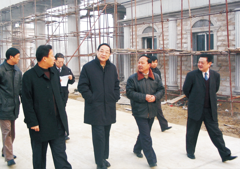 2005年1月14日，中共中央政治局委員、湖北省委書記俞正聲來(lái)公司調(diào)研